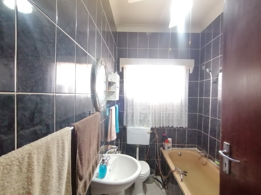 3 Bedroom Property for Sale in Stilfontein Ext 4 North West